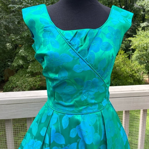 Vintage 50s 60 Metallic Mini Damask Cocktail Dress - Picture 5 of 10